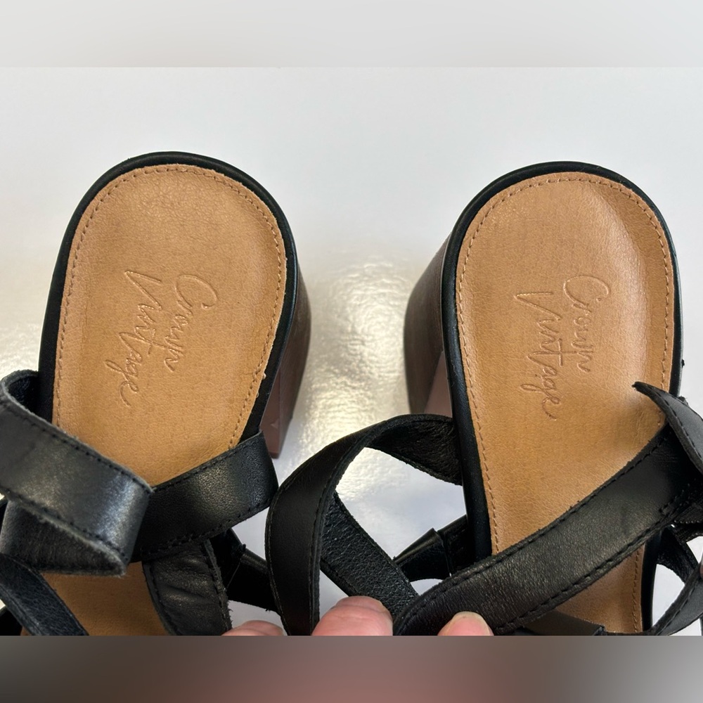 Crown Vintage Farlie Womens Size 9M Black Leather Ankle Strap Block Heel Sandals - Picture 13 of 16